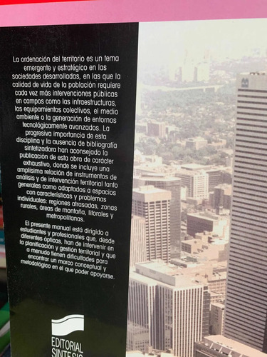 Ordenación Y Planificación Territorial. Romá Pujadas