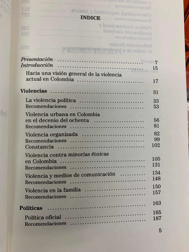 Colombia: Violencia Y Democracia