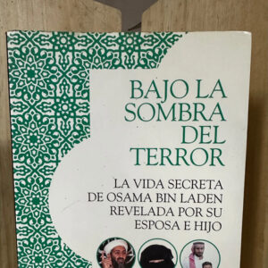 Bajo La Sombra Del Terror