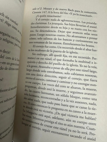 El Manto Marcela Serrano