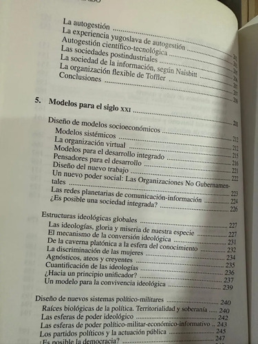 Del Universso Al Ser Humano Rafael Rodríguez Delgado