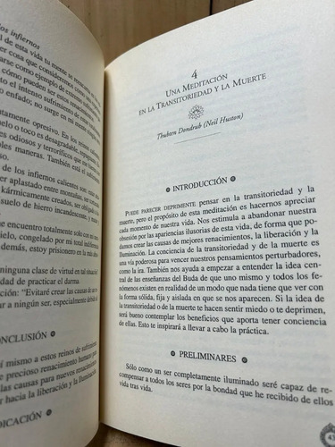 18 Meditaciones Por Las Monjas Y Monjes Del Inst. Mahayana