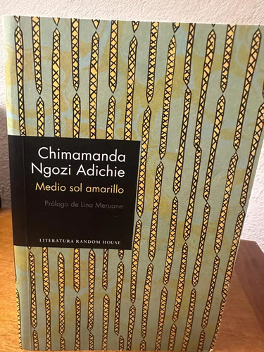Medio Sol Amarillo - Chimamanda Ngozi Adichie