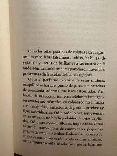 La Casa De La Belleza - Melba Escobar De Nogales