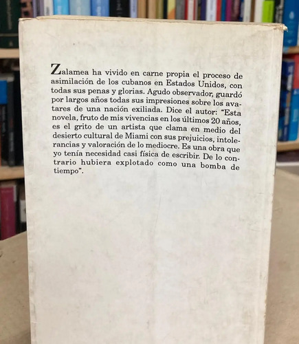 El Círculo Del Alacrán - Luis Zalamea