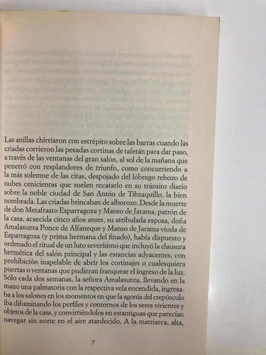 Espárragos Para Dos Leones - Alfredo Iriarte
