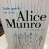 Todo Queda En Casa - Alice Munro