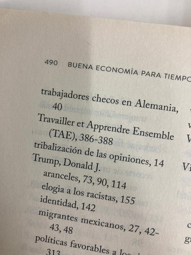 Buena Economía Para Tiempos Difíciles - Abhijit V. Banerjee