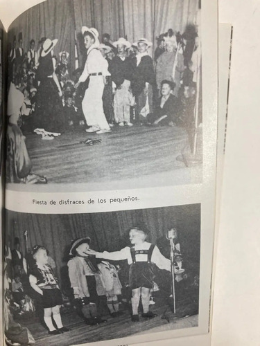 Una Escuela - Agustín Nieto Caballero