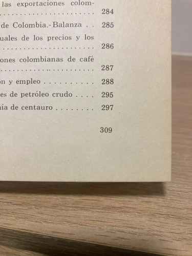 Historia Económica De Colombia - Enrique Caballero