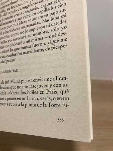La Flor De Lis - Elena Poniatowska