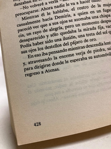Más Allá De La Medianoche - Sidney Sheldon