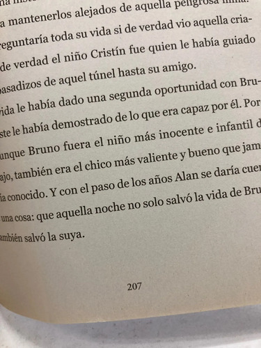 Y Luego Ganas Tú - Andrea Compton