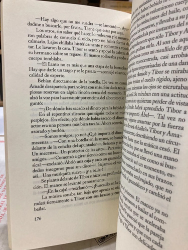 Los Rebeldes - Sándor Márai