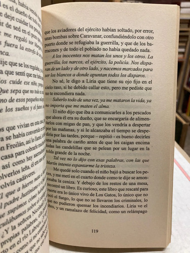 La Agonía De Una Flor - Fernando Soto Aparicio