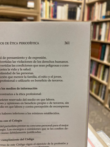 Ética Para Periodistas - María Teresa Herrán