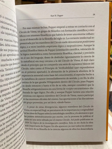 Popper Y Kuhn - C. Ulises Moulines