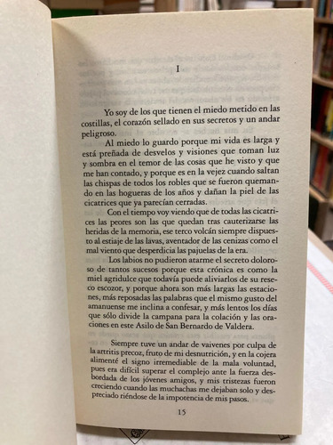 Apócrifo Del Clavel Y La Espina - Luis Mateo Díez