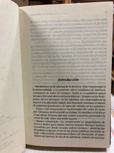 El Estudiante E La Mesa Redonda - Germán Arciniegas