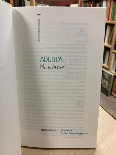 Adultos - Marie Aubert