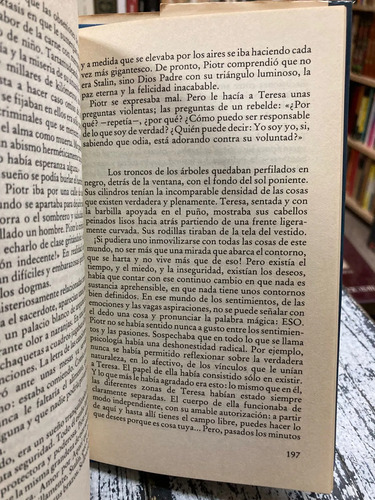 El Poder Cambia De Manos - Czeslaw Milosz