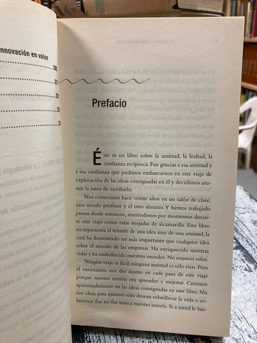 producto_639279796470349819_3 La Estrategia Del Oceano Azul - W. Chan Kim