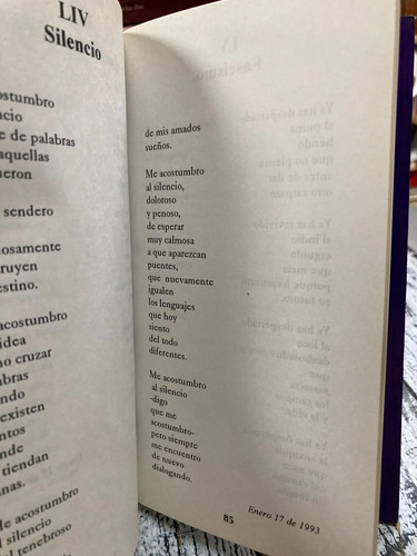 Poesía - Amparo Molina P.