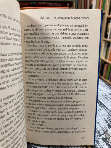 Sócrates Y El Misterio De La Copa Robada - Pedro Badrán