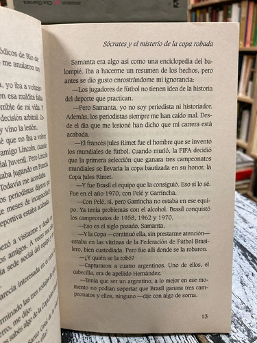 Sócrates Y El Misterio De La Copa Robada - Pedro Badrán