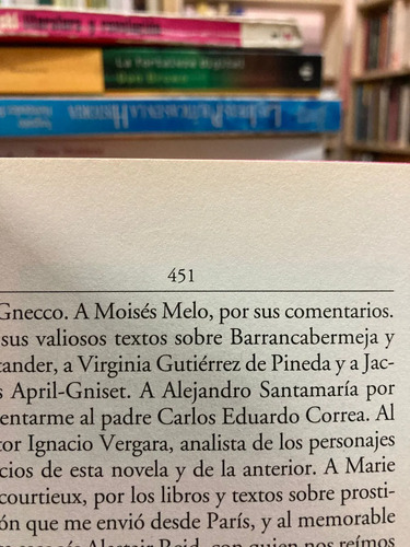 La Novia Oscura - Laura Restrepo