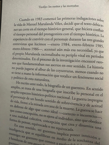 Tirofijo Los Suelos Y Las Montañas - Arturo Alape