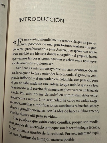Pobreza Y Prejuicio - Camilo Herrera Mora