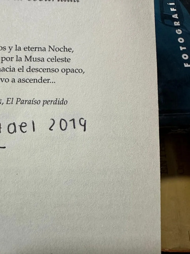 Ciudad De Huesos: Cazadores De Sombra - Cassandra Clare